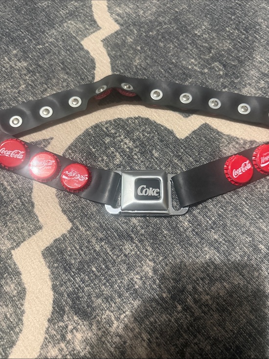 Vintage Coca-Cola Belt with Seatbelt Buckle Global Bottle Caps Y2K Collectible main image 6